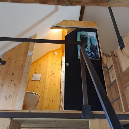 Studio Meuble Proche Conseil Departemental Du Jura Lons-le-Saunier Dış mekan fotoğraf