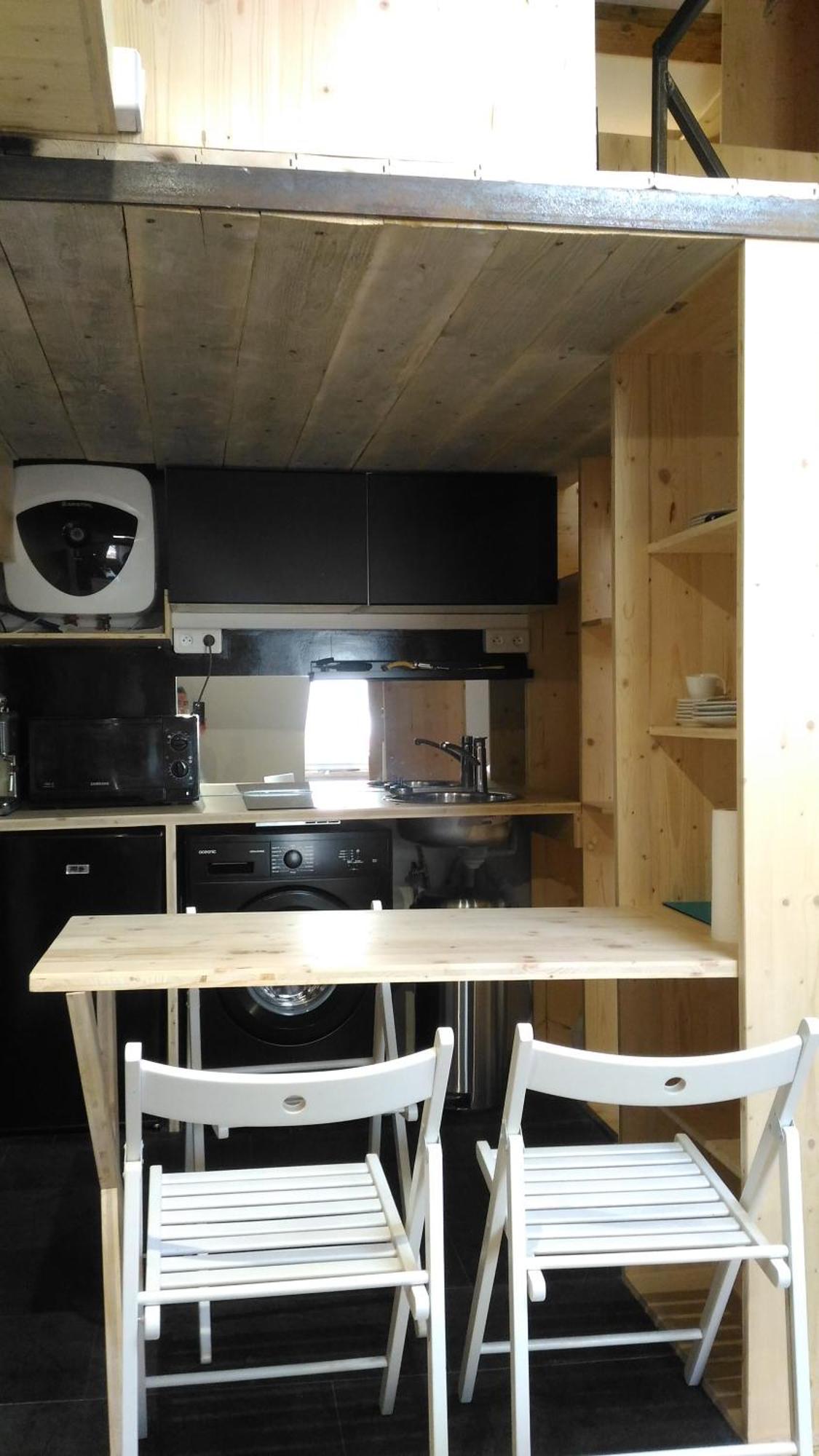 Studio Meuble Proche Conseil Departemental Du Jura Lons-le-Saunier Dış mekan fotoğraf